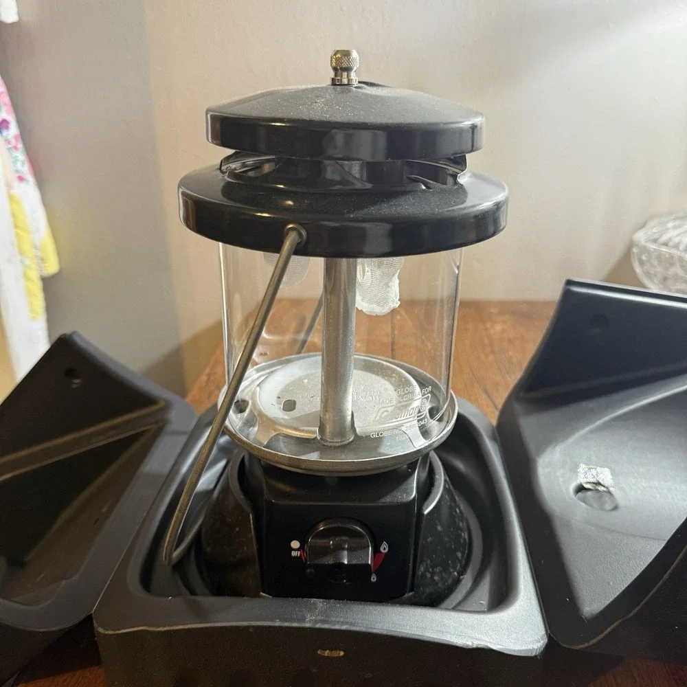 Coleman Deluxe Propane Lantern With Case Portable Camping Light Outdoor US
